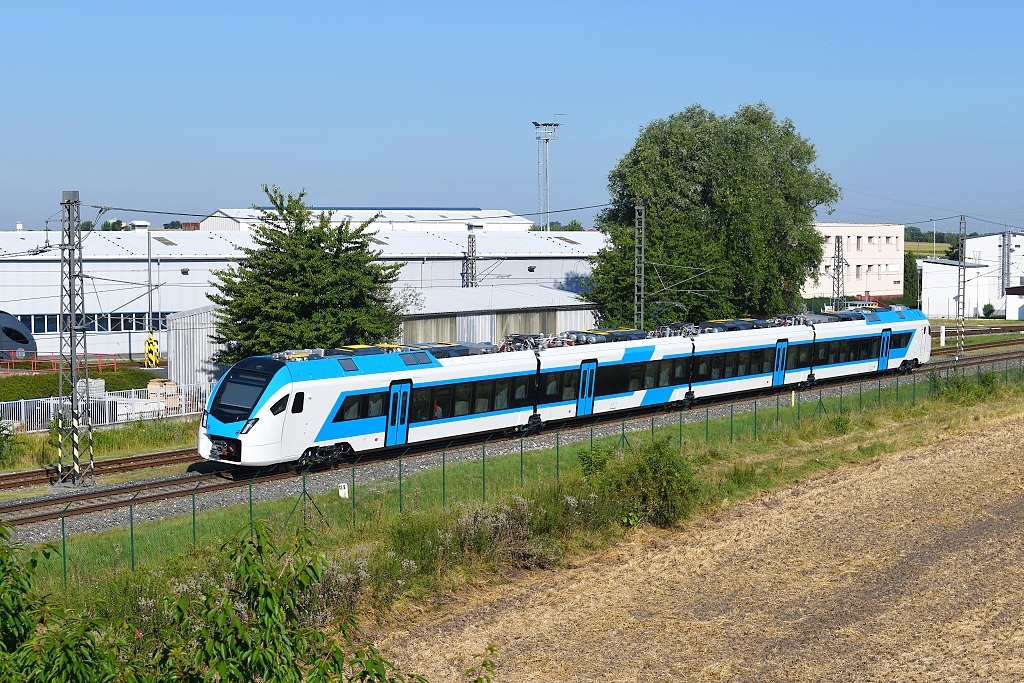 Stadler for Slovenske eleznice/Slovenian Railways, class 510/515 Velim (6.8. 2020)