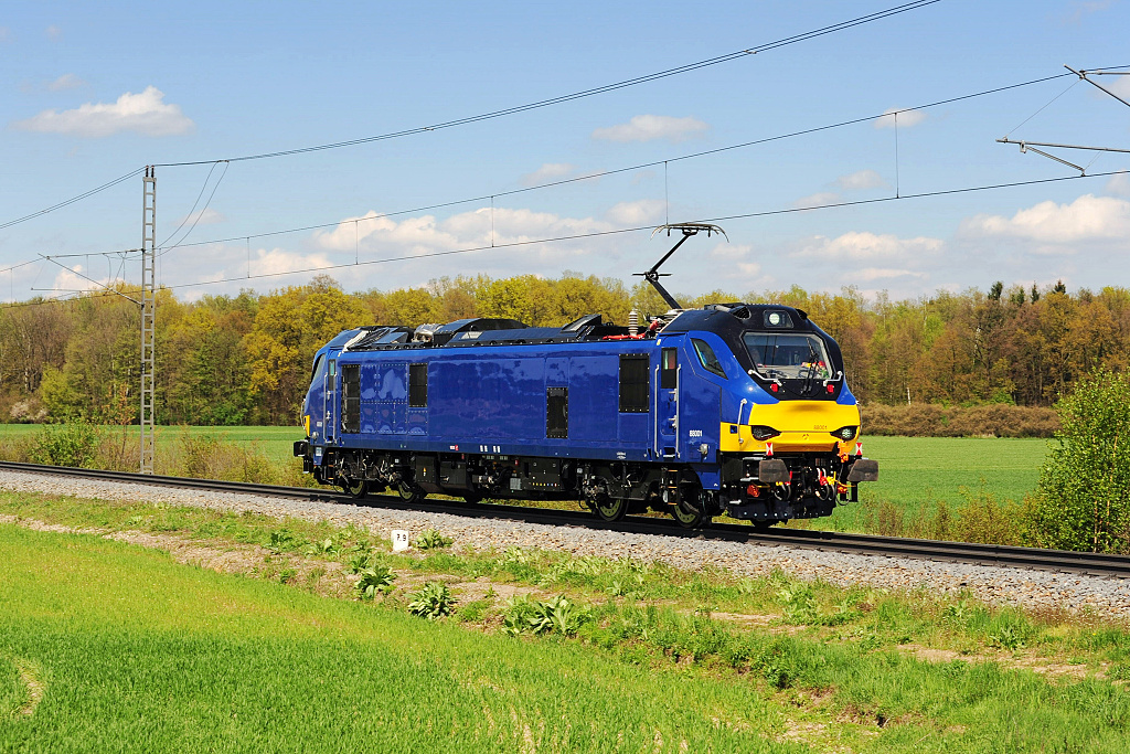 Class 88.001 Testdrive, Velim (CZ) - Lokomotiva ady 88.001 pi zkuebnch jzdch (29.4. 2016)