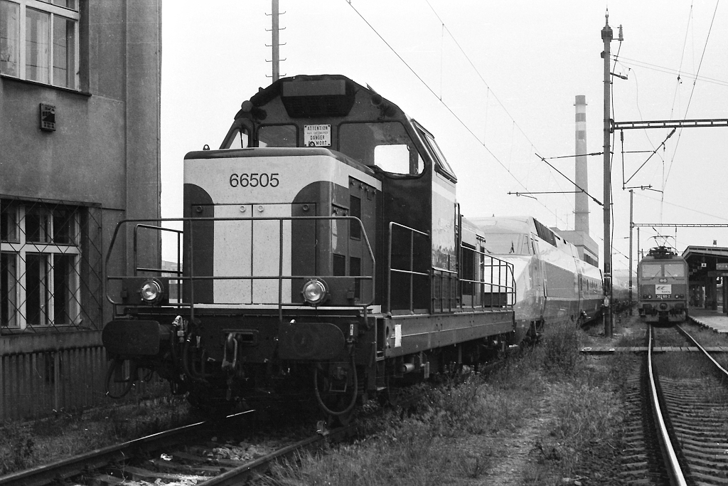66505 SNCF - Praha Holeovice (9.7. 1991)