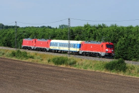 102.004 DB, Velim (25.7. 2016) - spolen s 102.001+002