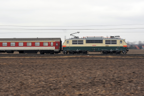 151.023 Oponek (28.12. 2011)