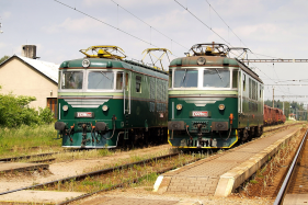 180.002 Borohrdek (27.5. 2007) - spolen s lokomotivou 180.001