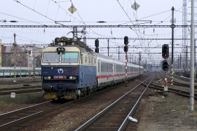 350.005 Pardubice (12.3. 2004) - jedna z poslednch jzd do R ped rekonstrukc