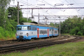 451.033 any u Prahy (14.7. 2004) 