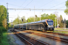 480.003 HK Slezsk Pedmst (10.5. 2017) LE 1364 - spolen s 480.004 LE 1362