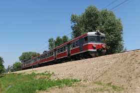 EN57-913 Krakow Biezanow (18.6. 2012)