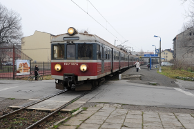 EN57-1087 Wieliczka Rynek (18.11. 2010)