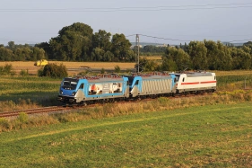 187.003 Velim (14.8. 2013) - spolen se 187.001 a 146.551