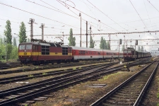 372.014 Dn (18.5. 2001) - spolen s 180.006