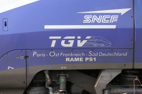 TGV 4401 Velim (25.10. 2004)  